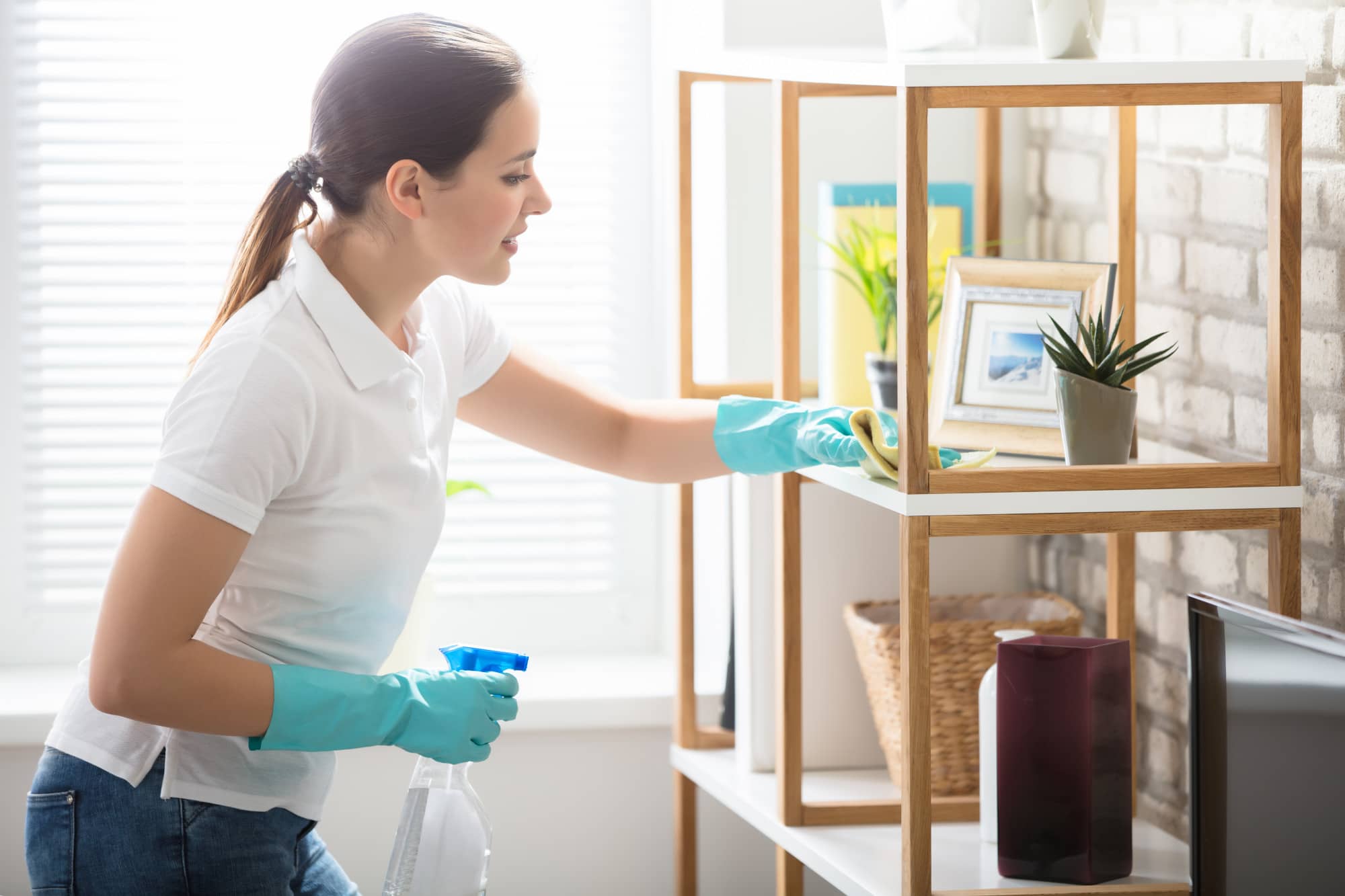 What are the Signs That It's Time to Hire a Cleaning Service in Seattle